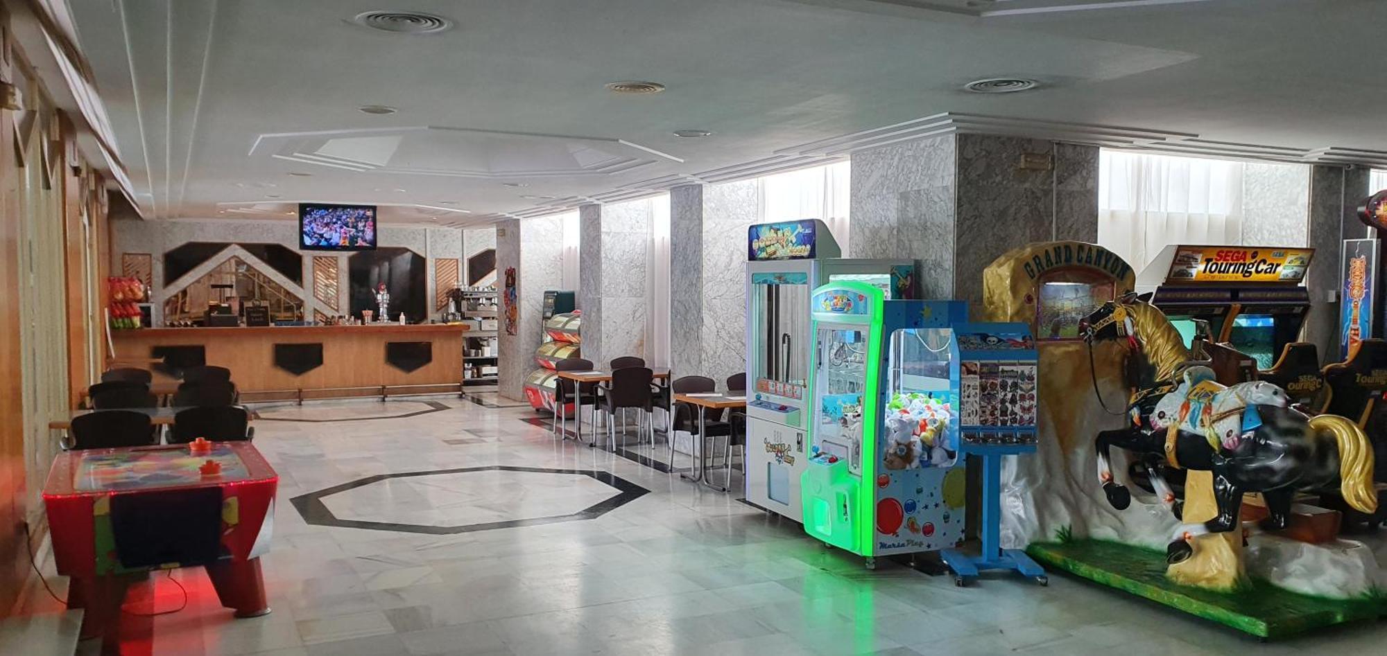 Benal Beach Apartment ベナルマデナ エクステリア 写真