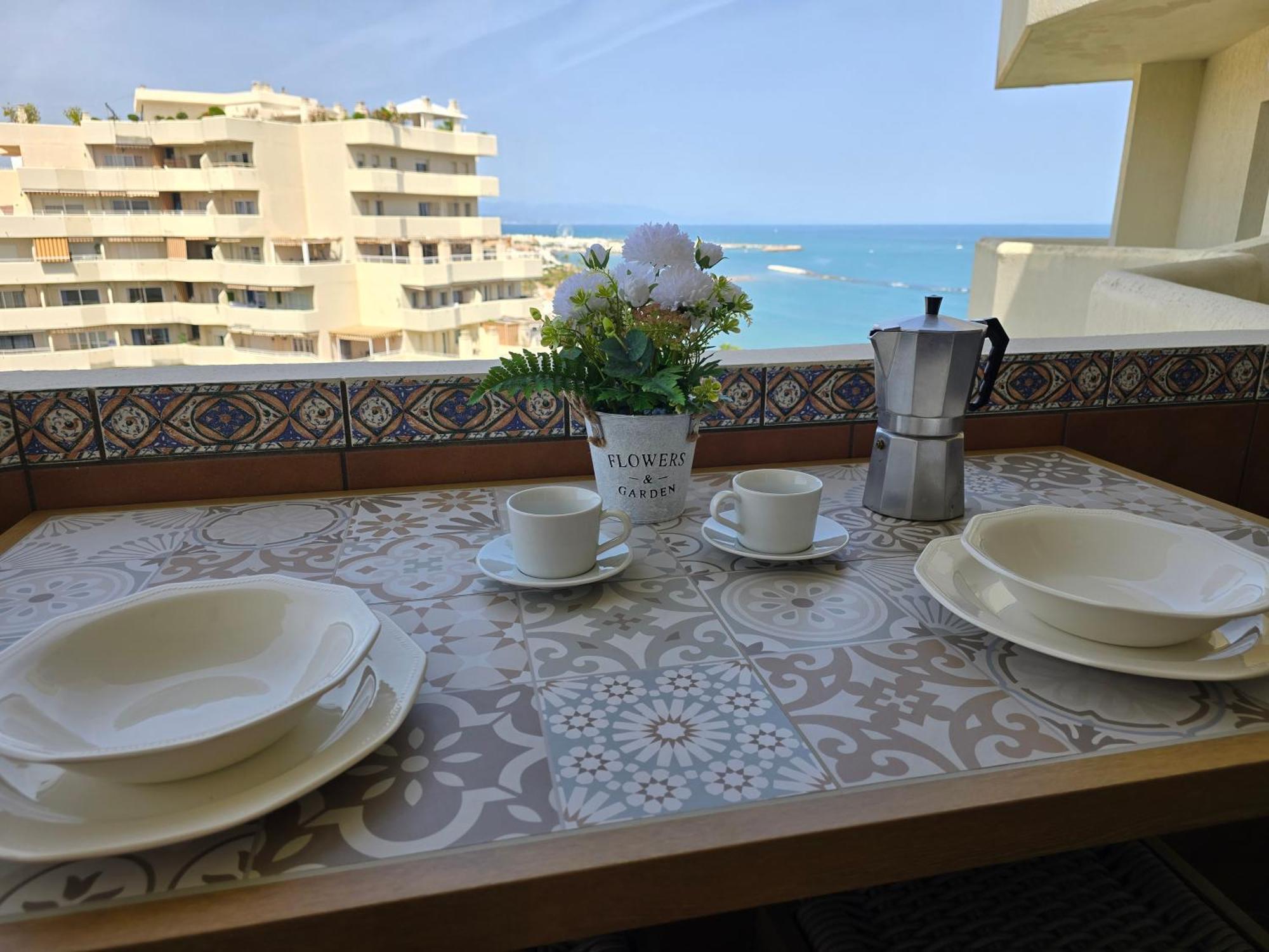 Benal Beach Apartment ベナルマデナ エクステリア 写真