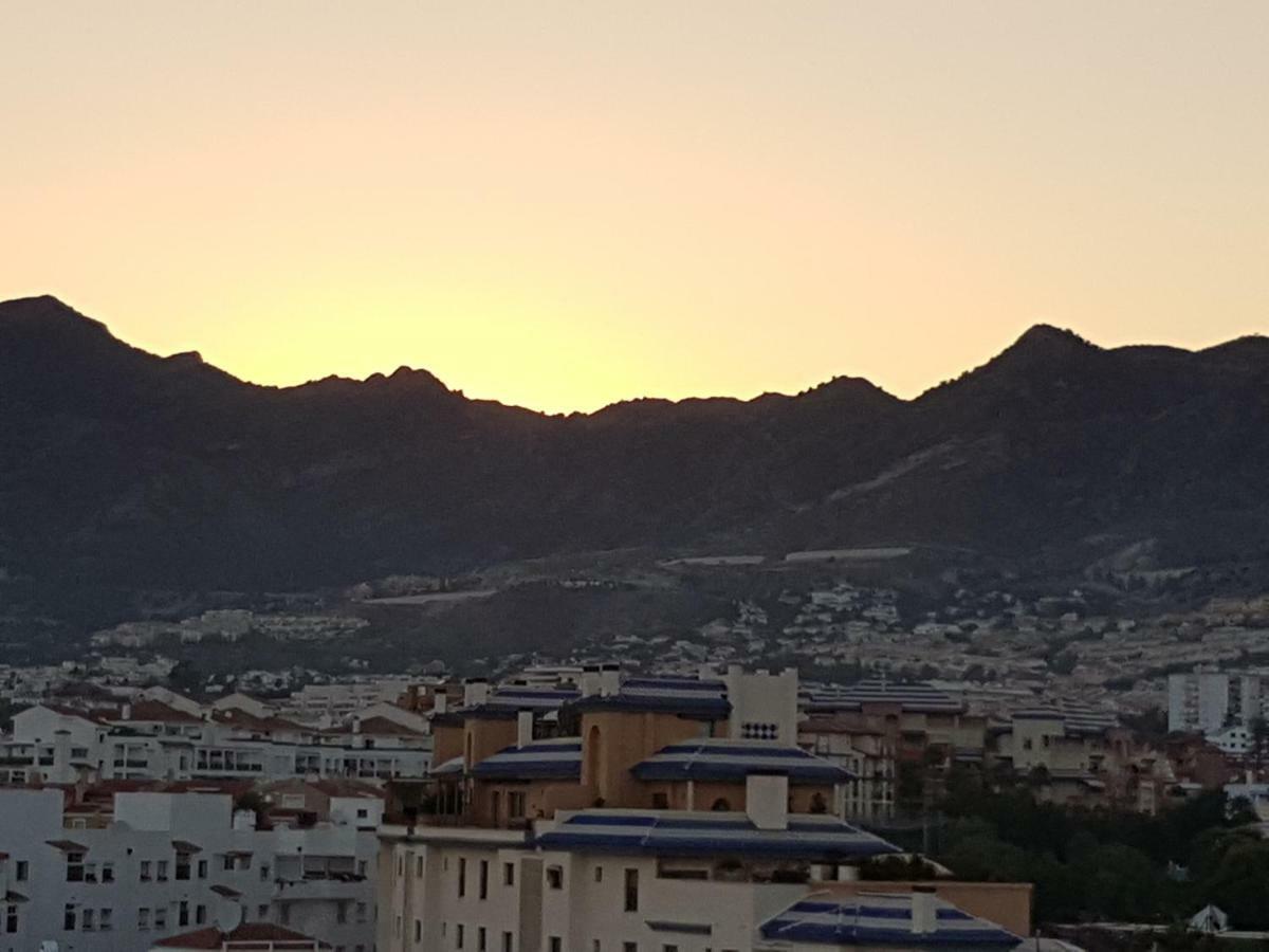 Benal Beach Apartment ベナルマデナ エクステリア 写真